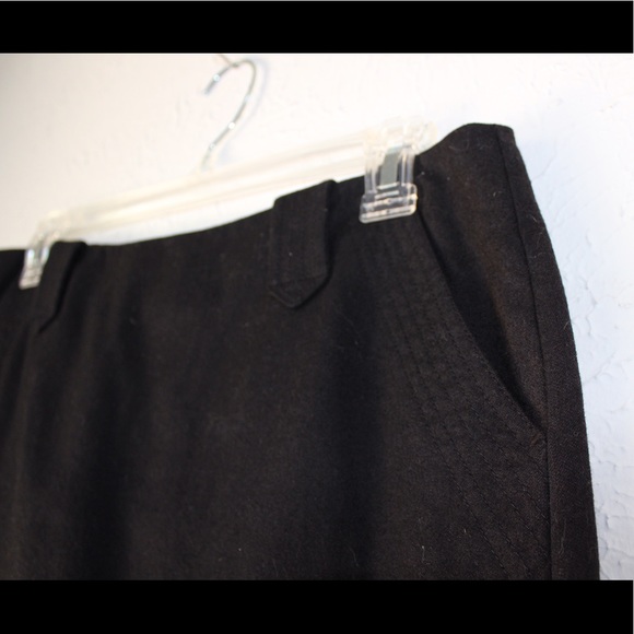 COPY - VINCE. black mini skirt with pockets - Picture 4 of 8